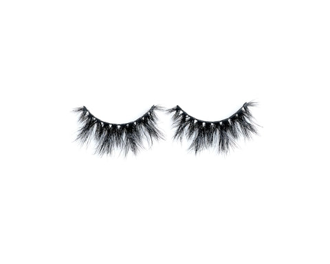 premium-mink-lashes-glamorous-look